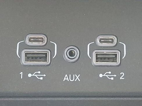 Used 2025 Jeep Grand Cherokee Limited w/ Black Appearance Package image 23