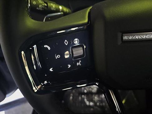 New 2026 Land Rover Range Rover Evoque S image 19