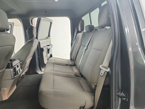 Used 2019 Ford F150 XLT w/ Equipment Group 302A Luxury image 31