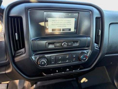 Used 2019 Chevrolet Silverado 2500 W/T image 15