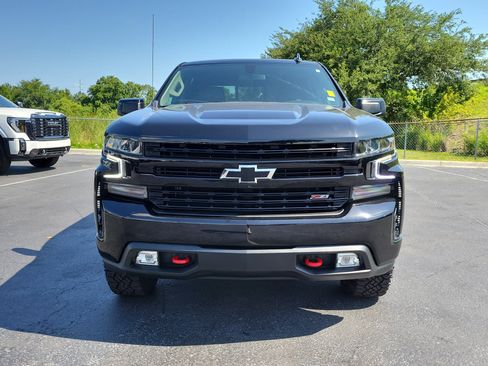 Used 2021 Chevrolet Silverado 1500 LT Trail Boss w/ Convenience Package II AWD/4WD image 2