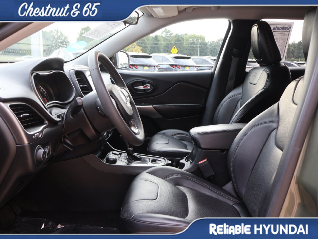 Used 2021 Jeep Cherokee Latitude Lux AWD/4WD image 22