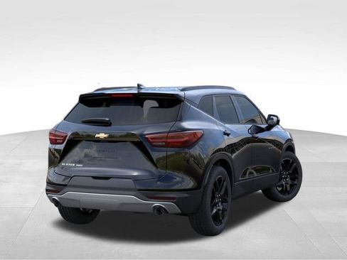 New 2026 Chevrolet Blazer LT w/ Sound & Technology Package AWD/4WD image 4