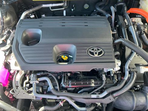 Certified 2026 Toyota Crown AWD/4WD image 22