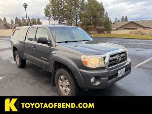 Used 2010 Toyota Tacoma 4x4 Access Cab V6 image 1