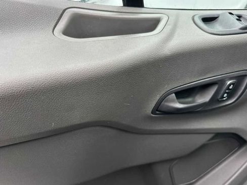 Used 2023 Ford Transit 350 XLT image 10