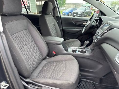Used 2020 Chevrolet Equinox LT AWD/4WD image 24