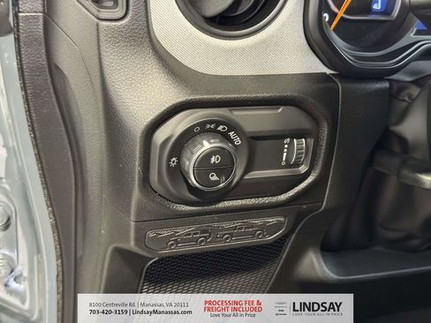 New 2026 Jeep Gladiator Sport image 25