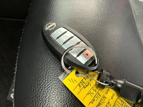 Used 2023 Nissan Altima 2.5 SL image 11