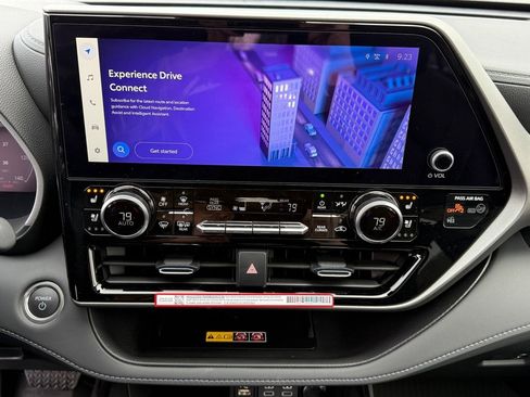 New 2026 Toyota Highlander Limited image 26