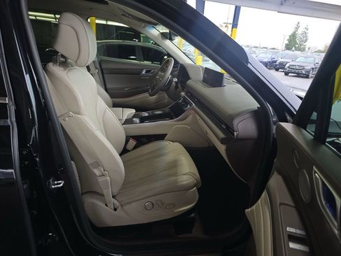 Used 2022 Genesis GV80 2.5T w/ Prestige Package 04 image 9