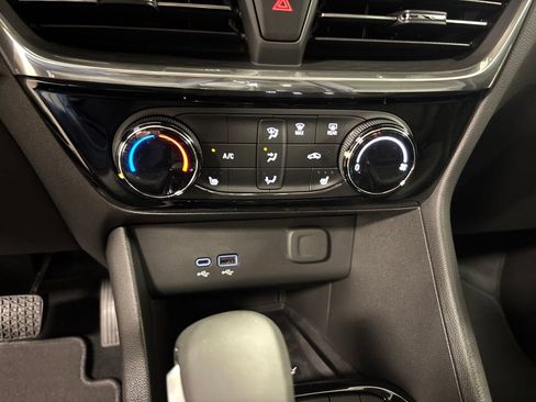 New 2026 Buick Encore GX Sport Touring AWD/4WD image 32