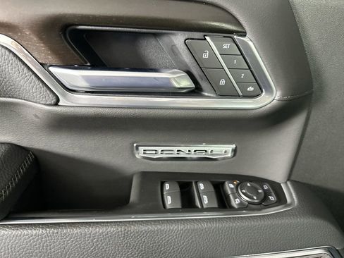 Used 2026 GMC Sierra 1500 Denali AWD/4WD image 26