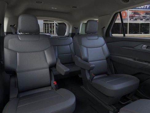 New 2026 Ford Explorer Active w/ Active Comfort Package image 11