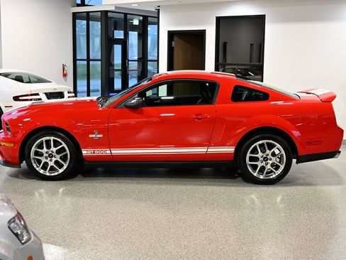 Used 2007 Ford Mustang Shelby GT500 RWD image 6