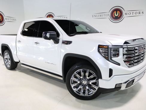 Used 2022 GMC Sierra 1500 Denali w/ Denali Reserve Package image 6