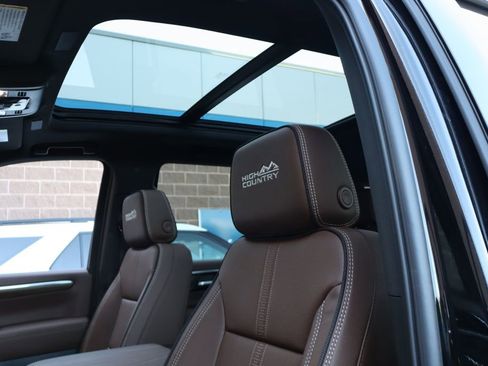 New 2026 Chevrolet Tahoe High Country AWD/4WD image 34
