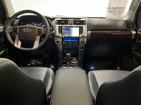 Used 2022 Toyota 4Runner Limited AWD/4WD image 17