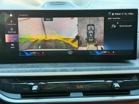 Used 2023 BMW X7 xDrive40i w/ Executive Package AWD/4WD image 33