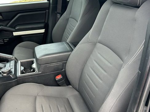 Used 2024 Toyota Tacoma TRD Off-Road image 11