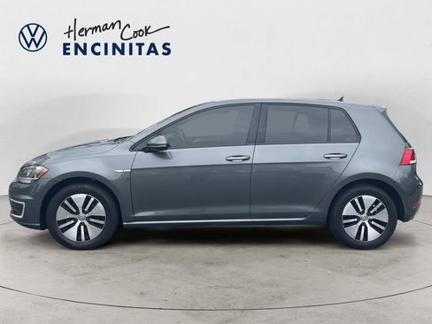 Used 2019 Volkswagen e-Golf SE w/ Driver Assistance Package image 2