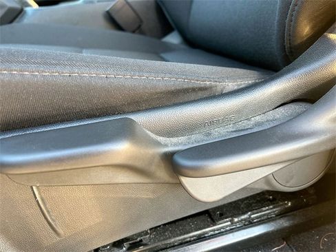 Used 2025 Chevrolet Colorado W/T w/ Advanced Trailering Package image 16