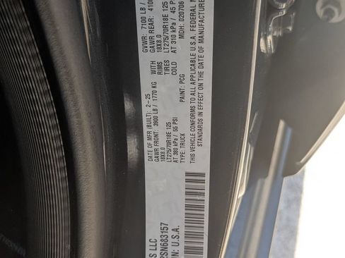 Used 2025 RAM 1500 Warlock AWD/4WD image 38