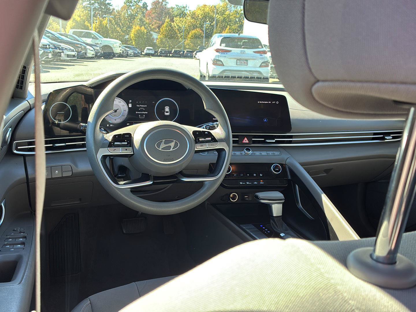 Certified 2024 Hyundai Elantra SEL FWD image 19