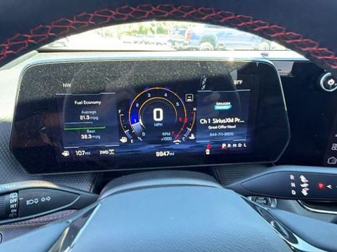 Used 2025 Chevrolet Equinox RS w/ Convenience Package III AWD/4WD image 29