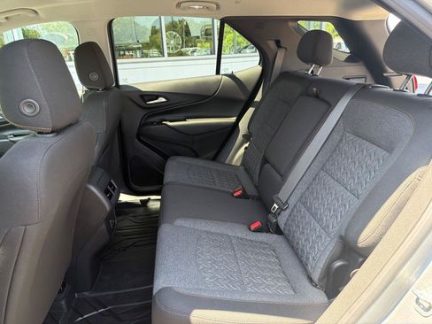 Used 2023 Chevrolet Equinox LT FWD image 35