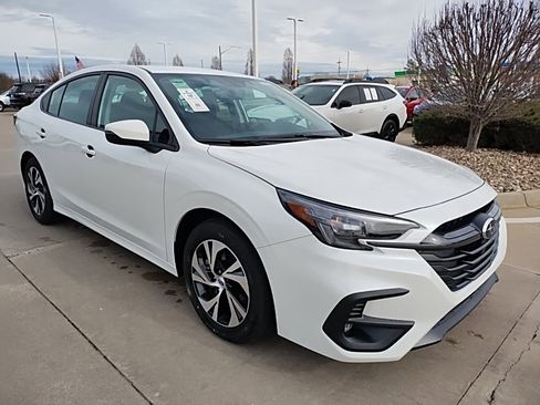 Used 2025 Subaru Legacy Premium w/ Popular Package #1A image 5