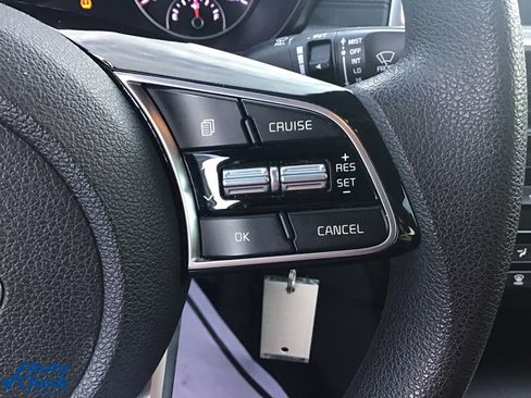 Used 2019 Kia Optima LX image 33