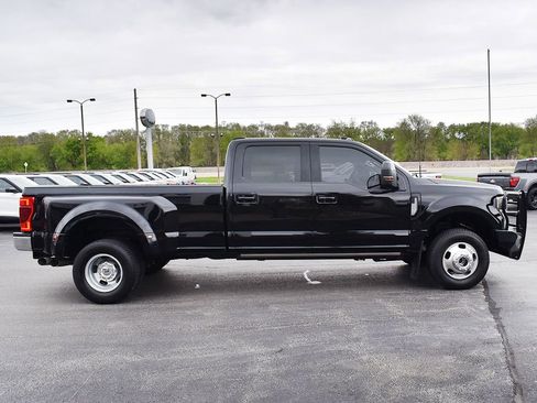 Used 2022 Ford F350 Lariat w/ Lariat Ultimate Package AWD/4WD image 16