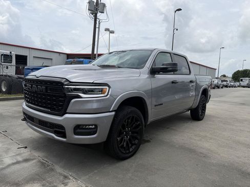 Used 2026 RAM 1500 Limited AWD/4WD image 3