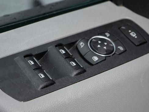 Used 2020 Ford F350 XLT image 16