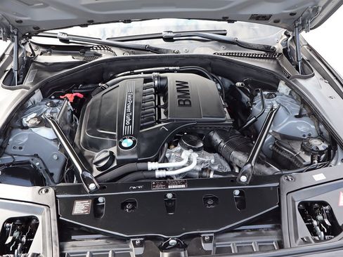 Used 2013 BMW 535i Sedan RWD image 38