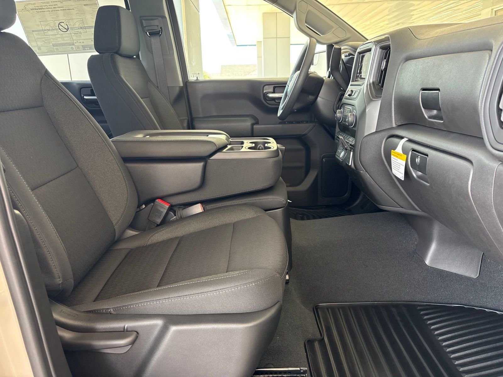 New 2026 Chevrolet Silverado 1500 Custom Trail Boss w/ LPO, Dark Essentials Package AWD/4WD image 16