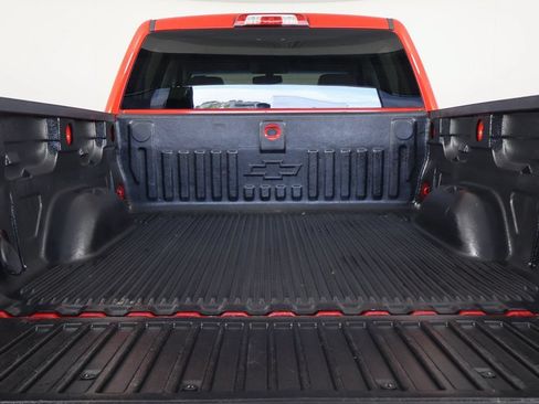 Used 2018 Chevrolet Silverado 1500 Custom w/ Custom Convenience Package AWD/4WD image 14
