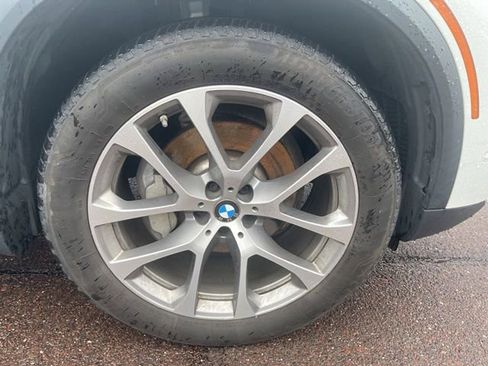 Used 2019 BMW X5 xDrive40i w/ Luxury Seating Package AWD/4WD image 23