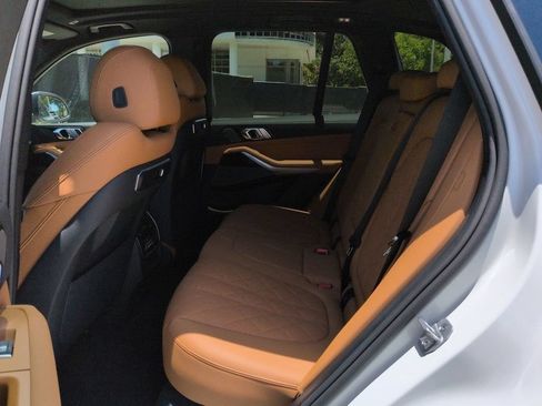 New 2026 BMW X5 xDrive40i w/ Premium Package AWD/4WD image 14