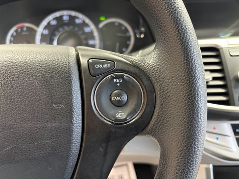Used 2013 Honda Accord LX image 13
