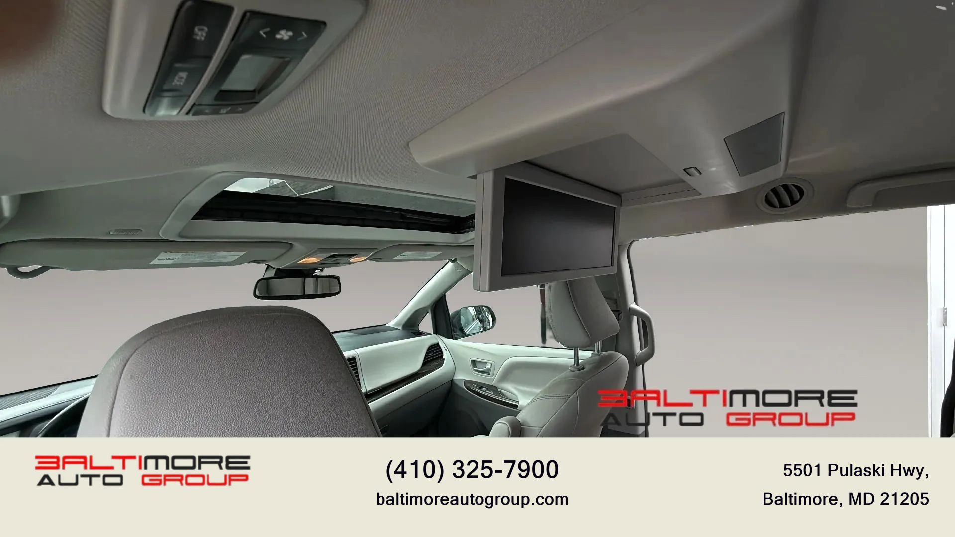 Used 2019 Toyota Sienna XLE Premium FWD image 29