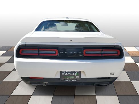 Used 2022 Dodge Challenger R/T image 5
