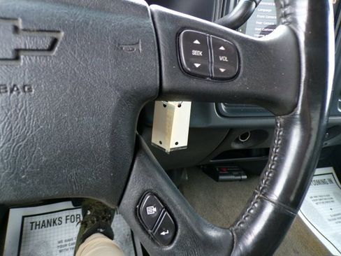 Used 2003 Chevrolet Silverado 2500 LS w/ Skid Plate Package image 21