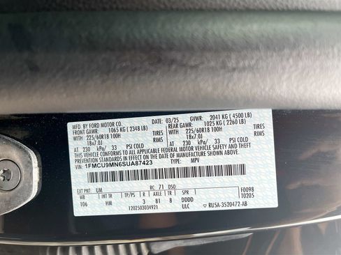 Used 2025 Ford Escape ST-Line AWD/4WD image 29