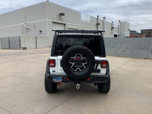 Used 2019 Jeep Wrangler Unlimited Rubicon w/ Cold Weather Group image 4