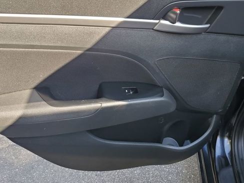 Used 2019 Hyundai Elantra SEL w/ Cargo Package FWD image 34