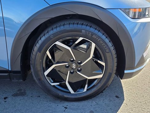 Certified 2024 Hyundai Ioniq 5 SEL image 8