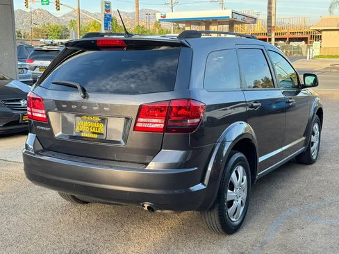 Used 2017 Dodge Journey SE FWD image 39