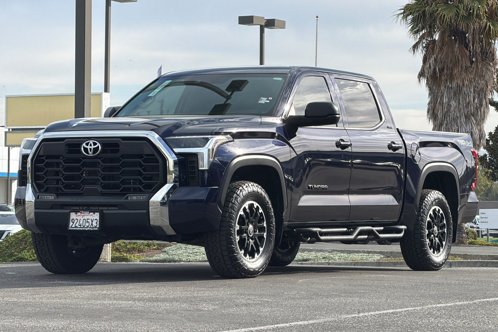 Used 2024 Toyota Tundra SR5 w/ TRD Off-Road Package AWD/4WD image 9